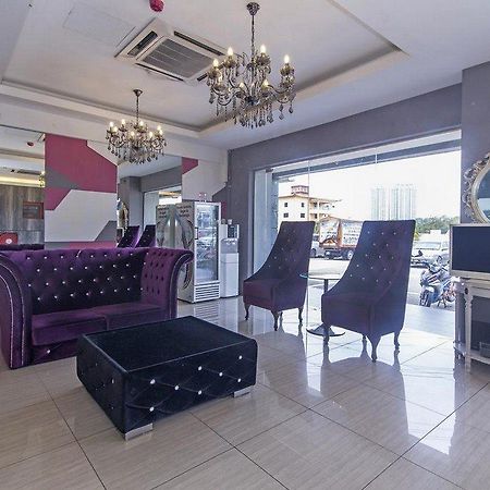 I-Hotel @ Джохор-Бару Экстерьер фото